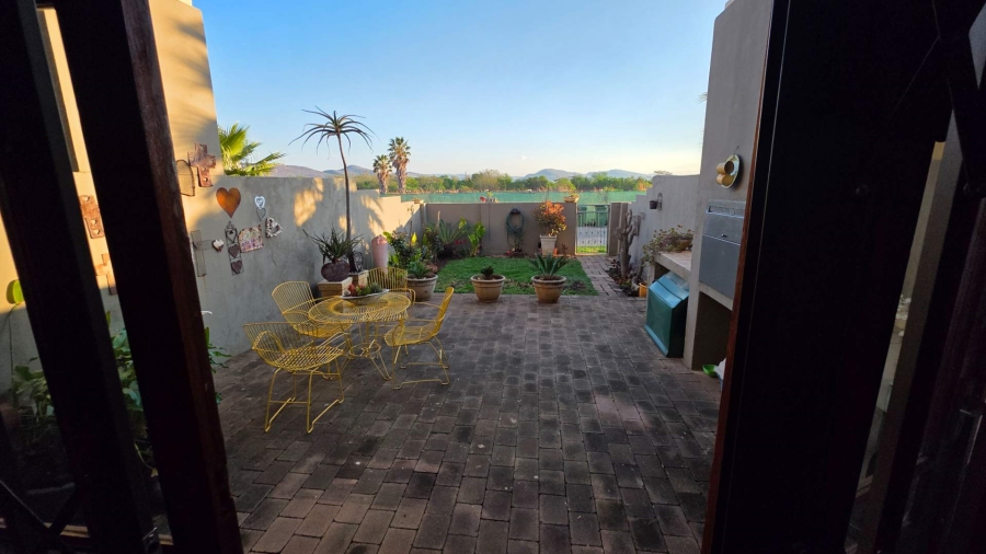 2 Bedroom Property for Sale in Melodie North West